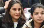 vinesh phogat and sakshi malik