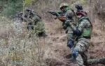 army apprehends three trying to cross loc in jampks uri
