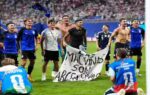 1784327335 argentina england wcup soccer