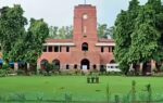 delhi university opens first ever one year pg admissions 14600 seats up for grabs