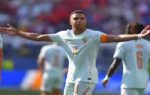 world cup quarterfinals kick off with france vs morocco in photos