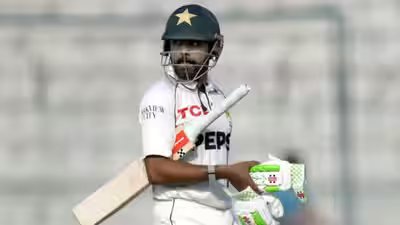 1786510549 babar azam
