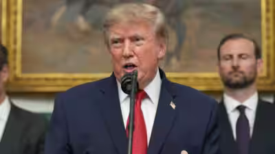 1787202834 us president donald trump