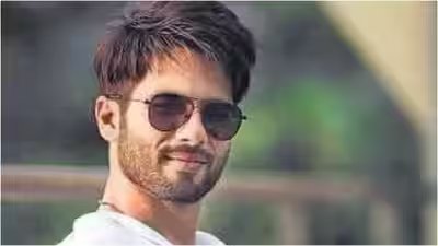 1787305006 deepika 3