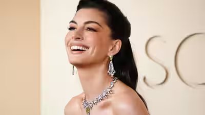 anne hathaway baby gender