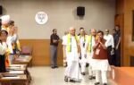 bjp passes resolution condemning congress decision to sing only two stanzas of vande mataram