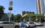 cars queue to refuel at fuel stations in russia image credit reuters
