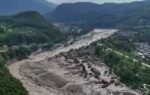flash floods in nepal have triggered alerts in uttar pradesh and bihar