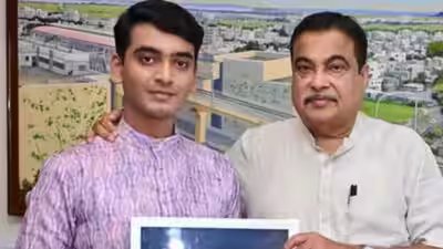 how 17 year old hiten dharpure built the worlds smallest robotic arm at home