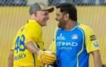 hussey dhoni
