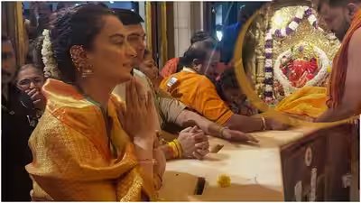 kangana ranaut at shree siddhivinayak temple