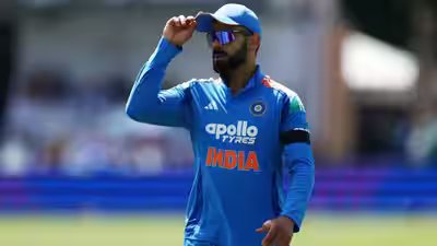 1790494895 virat kohli