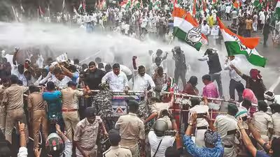 cong ups ante against cec stages protests across india