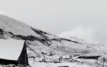 kashmir witnesses seasons first snowfall