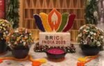 lobby decor at itc maurya