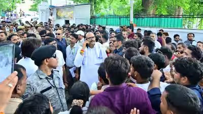 up dy cm janta darshan