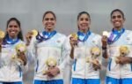 womens 4 x 400 relay final