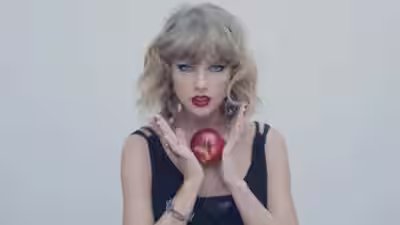 1793185007 taylor swift