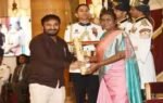 anand receiving padma shree