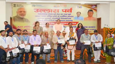 focus must now be on taking digital literacy financial literacy to every citizen uttarakhand cm