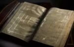 once part of akbars library this rare quran manuscript sold for 863600 in london photo sothebys